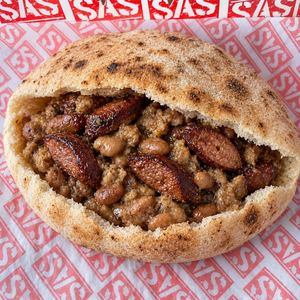 فول بالسجق